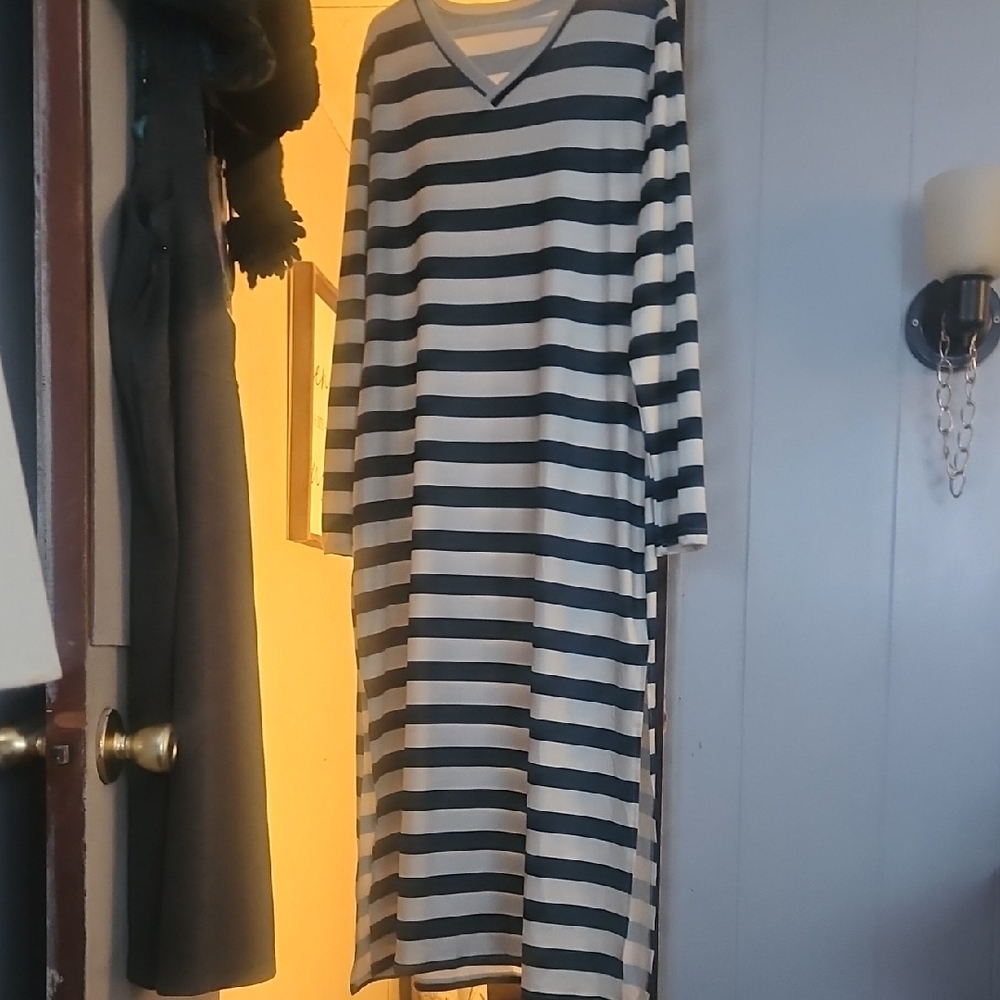 Striped Maxi Dress - Black and White